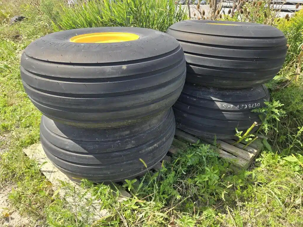 Gallery image 1 for New 2022 New Holland 19Lx16.1 Tires