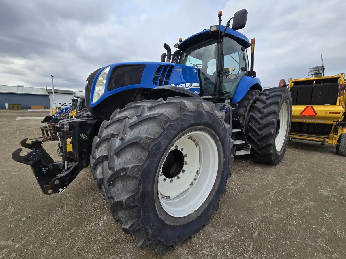 Gallery image 1 for Used 2014 New Holland T8.420 Tractor