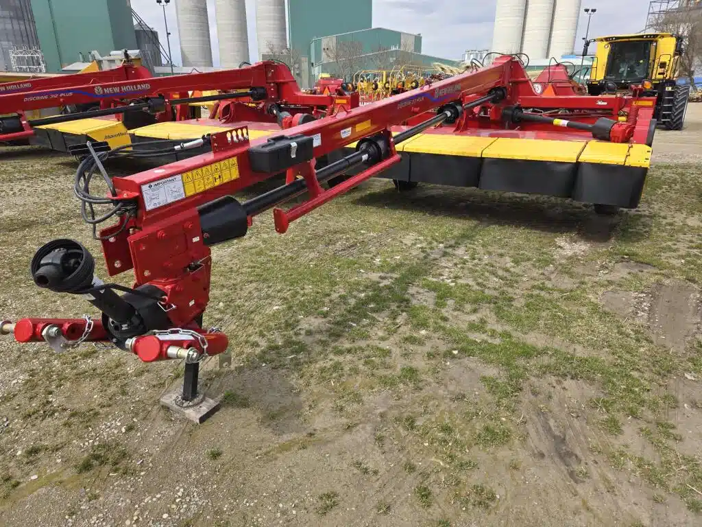 Gallery image 1 for New 2025 New Holland 313R plus Mower Conditioner