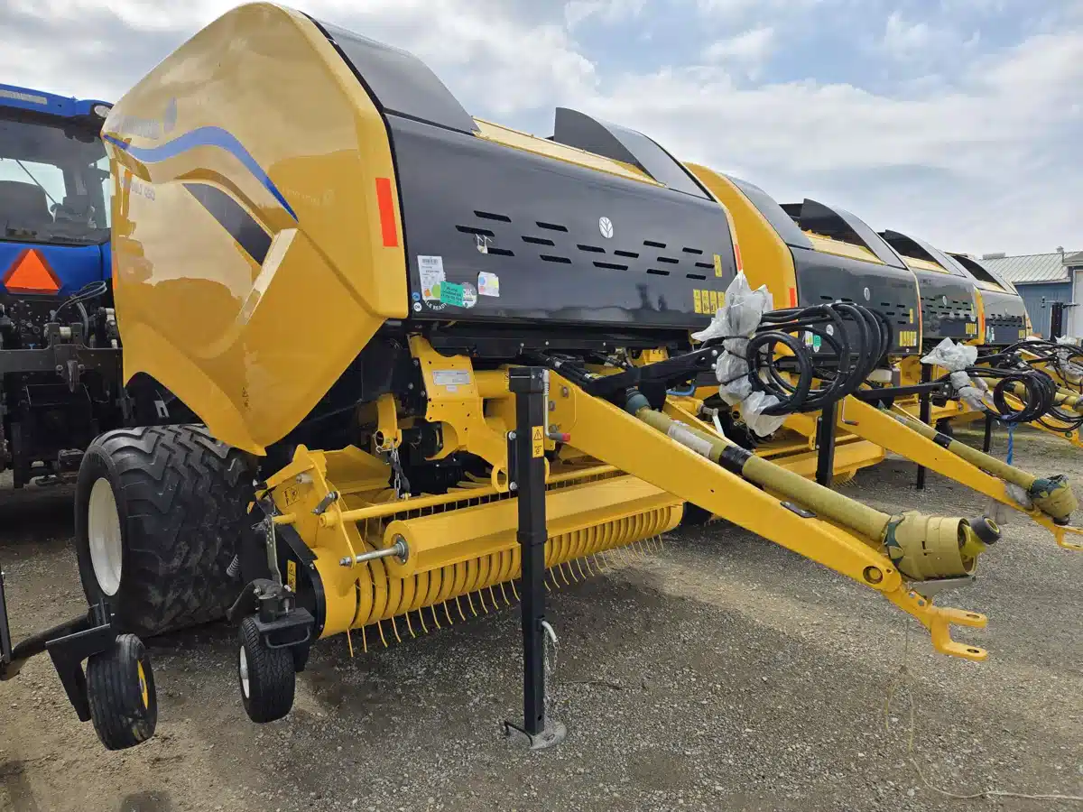 Gallery image 1 for New 2025 New Holland PB450-13KN Round Baler