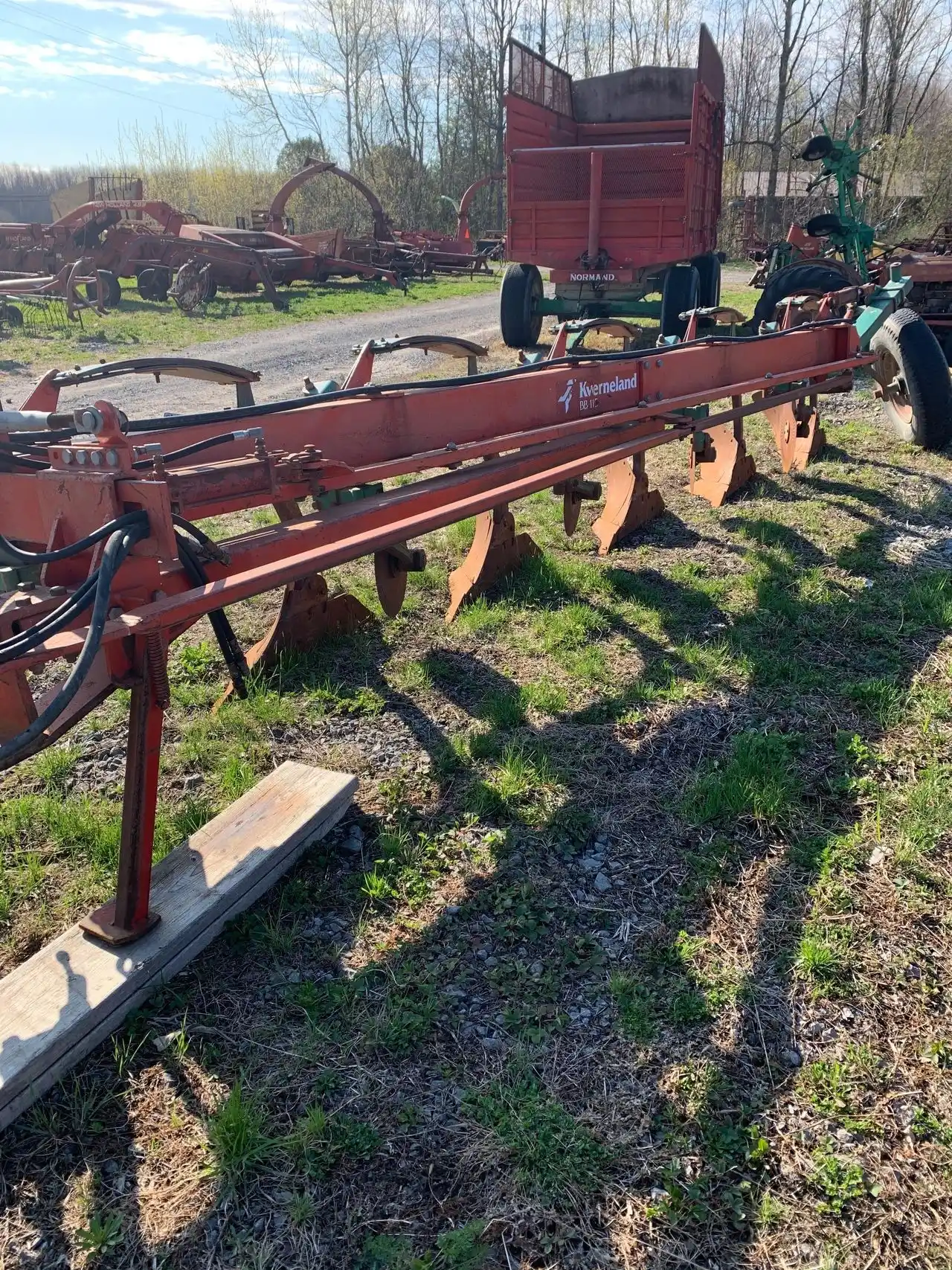 Gallery image 2 for Used 1998 Kverneland BB115 Plow