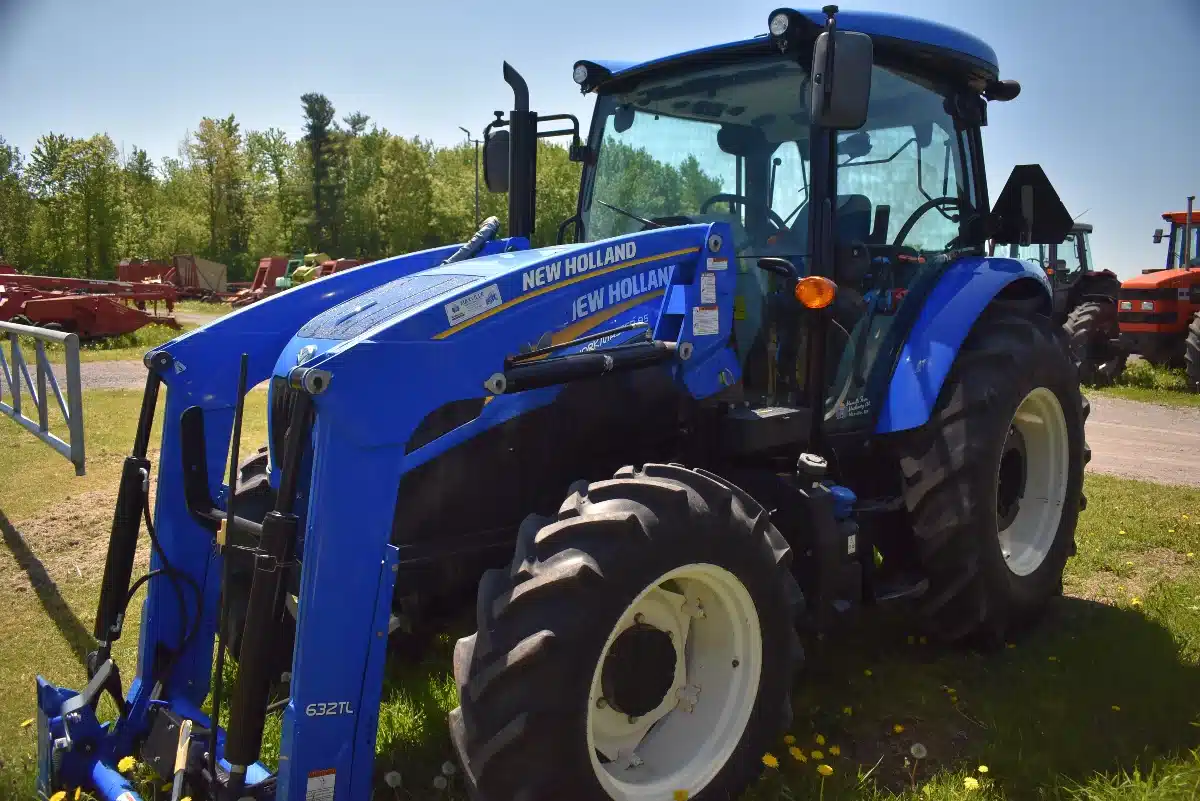 Gallery image 2 for New 2020 New Holland WORKMASTER 95 Tractor