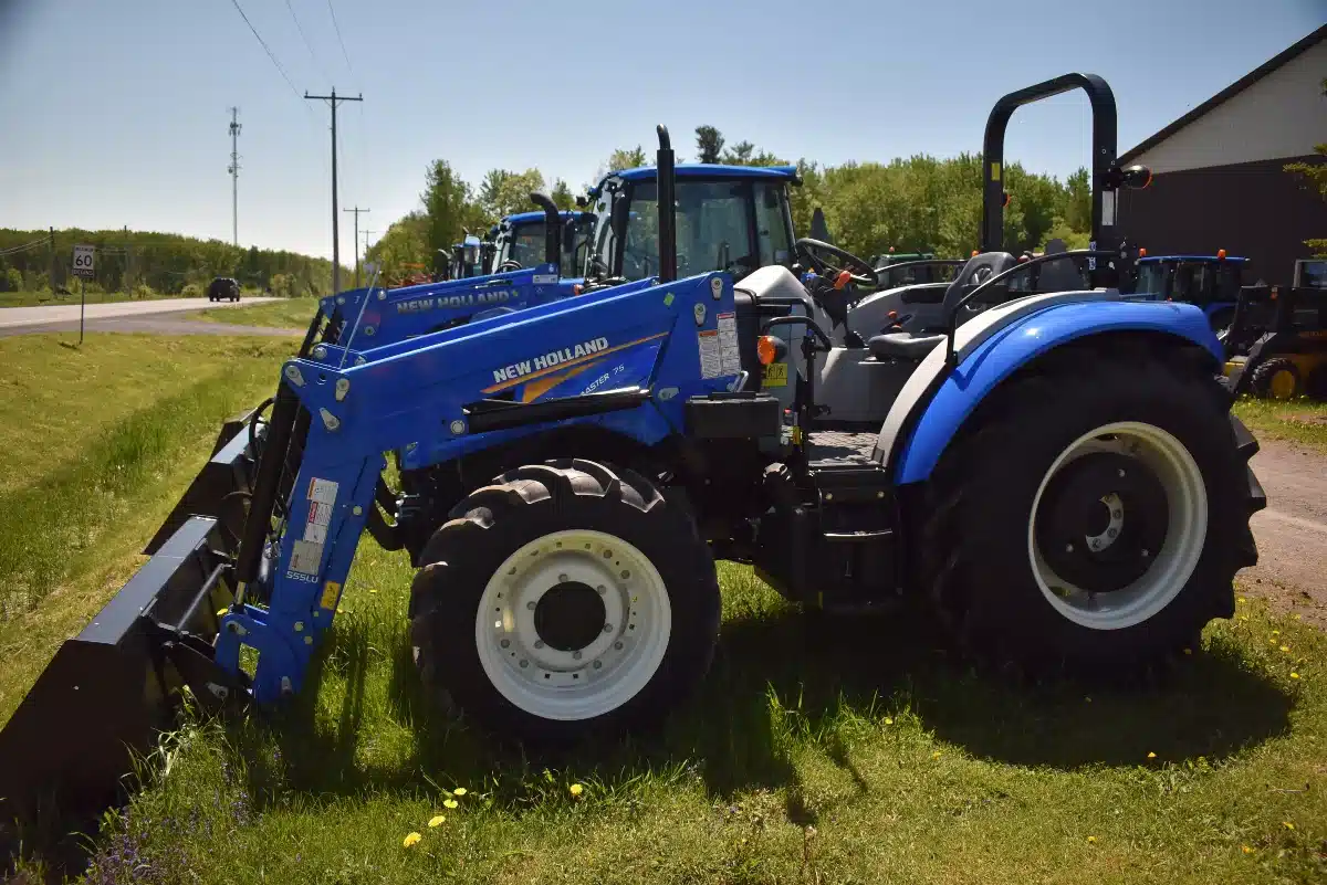 Gallery image 1 for New 2024 New Holland WORKMASTER 75 Tractor