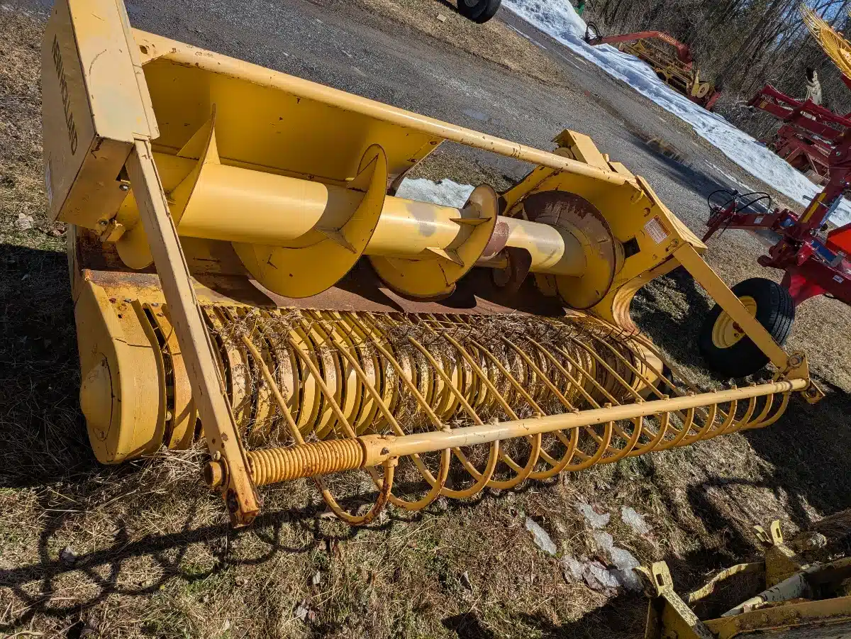 Gallery image 2 for 1997 New Holland 900 Forage Harvester