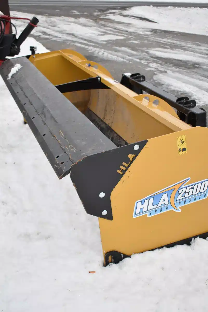 Gallery image 2 for New 2024 HLA LA-SP2500S96LF Snow Plow