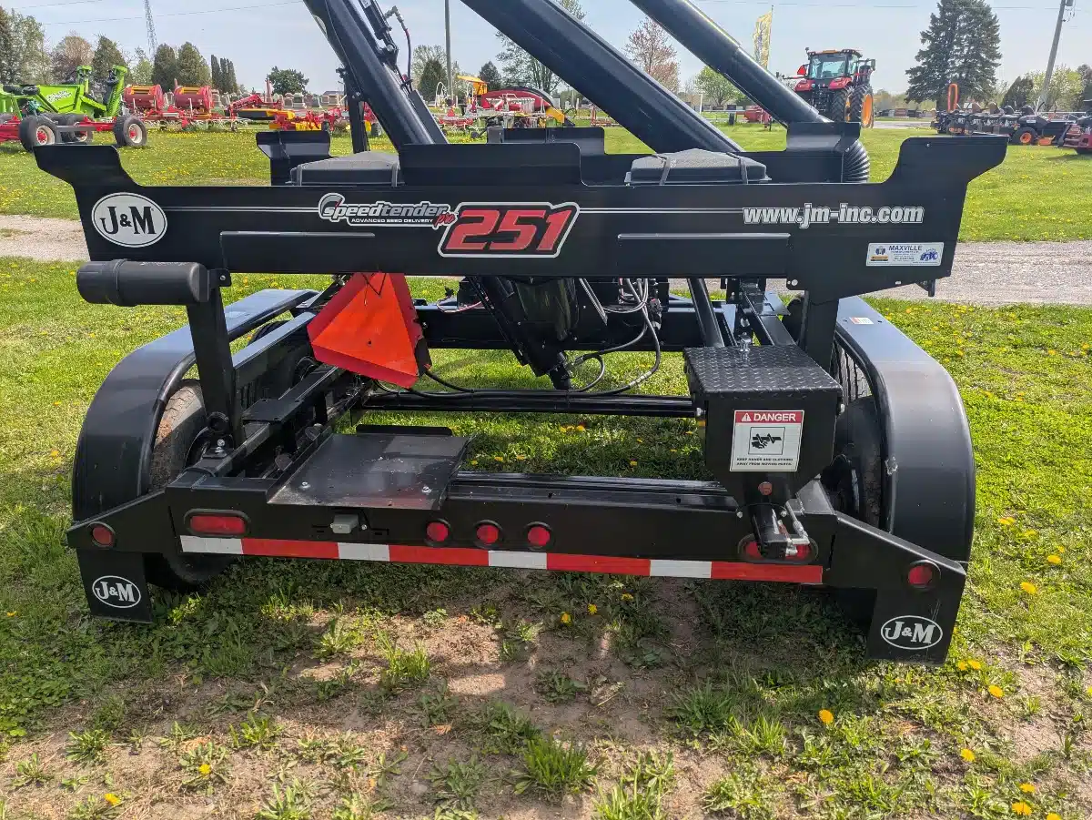 Gallery image 2 for New 2024 J&M 251ST Seed Tender