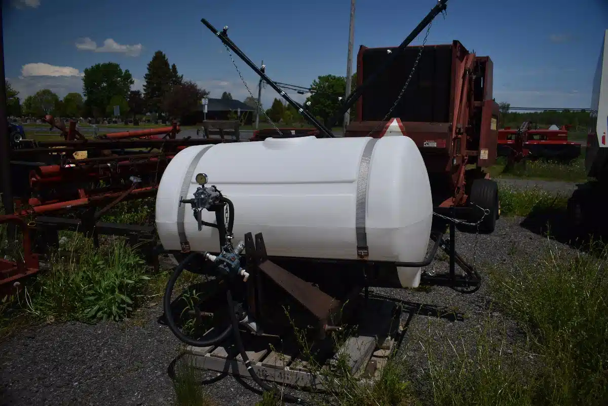 Gallery image 1 for Used 2010 Westward WP200300C Sprayer - Pull Type
