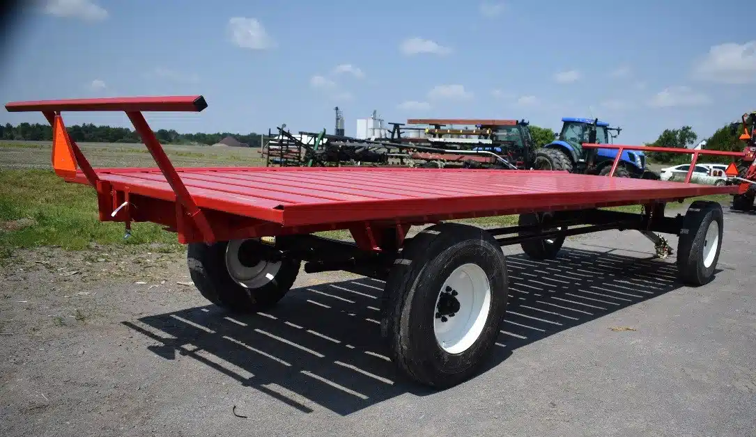 Gallery image 2 for New 2025 Creekbank Welding 8524FL Bale Wagon