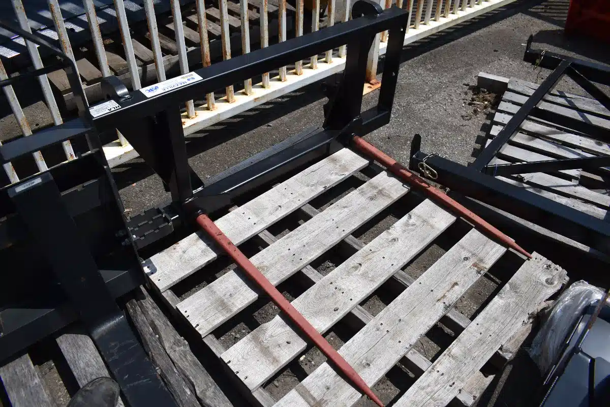 Gallery image 1 for 2023 Horst Welding LADE50A0600 Bale Spear