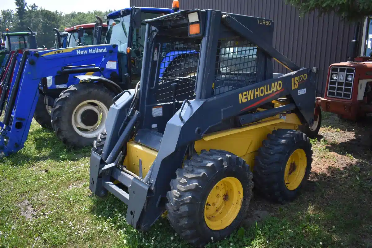 Used 2006 New Holland Construction LS170 Skid Steer