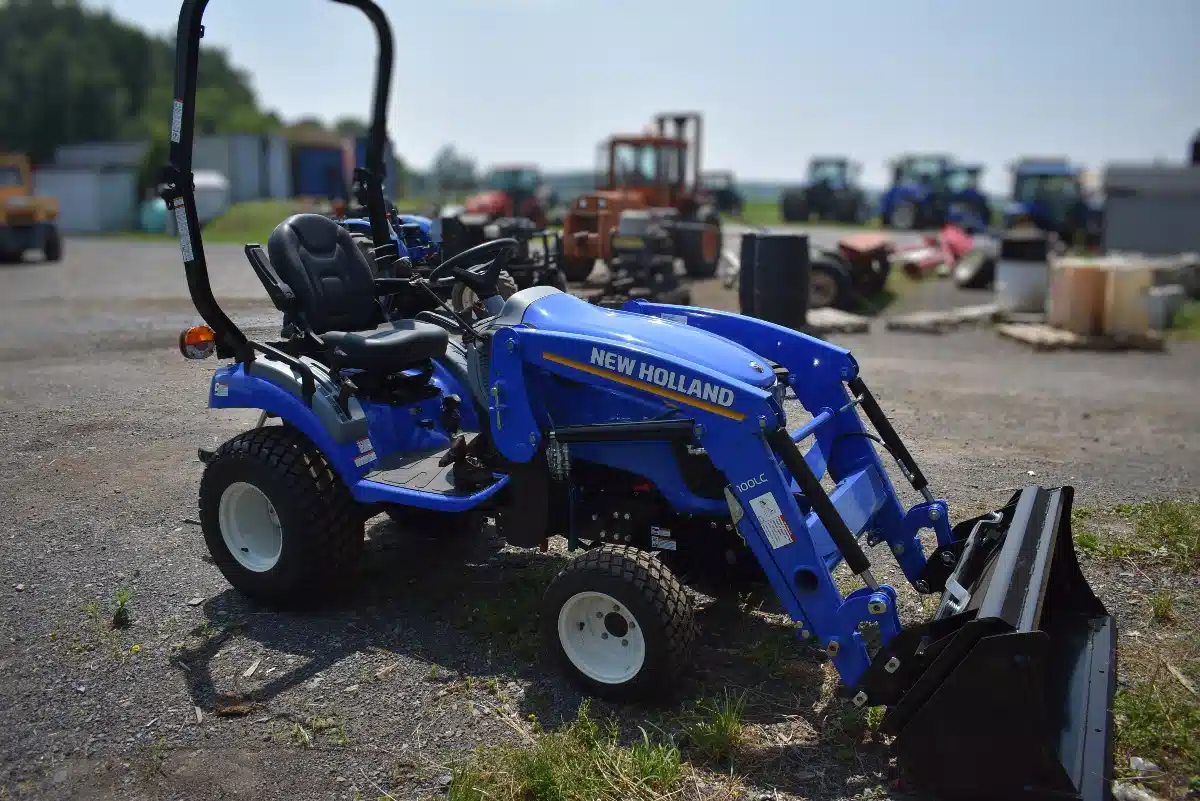 Gallery image 1 for New 2025 New Holland WORKMASTER 25S Tractor
