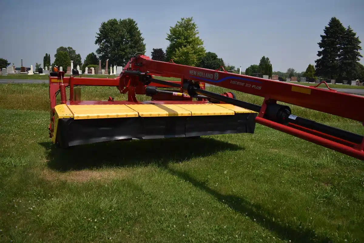 Gallery image 1 for 2025 New Holland 313 Disc Mower Conditioner
