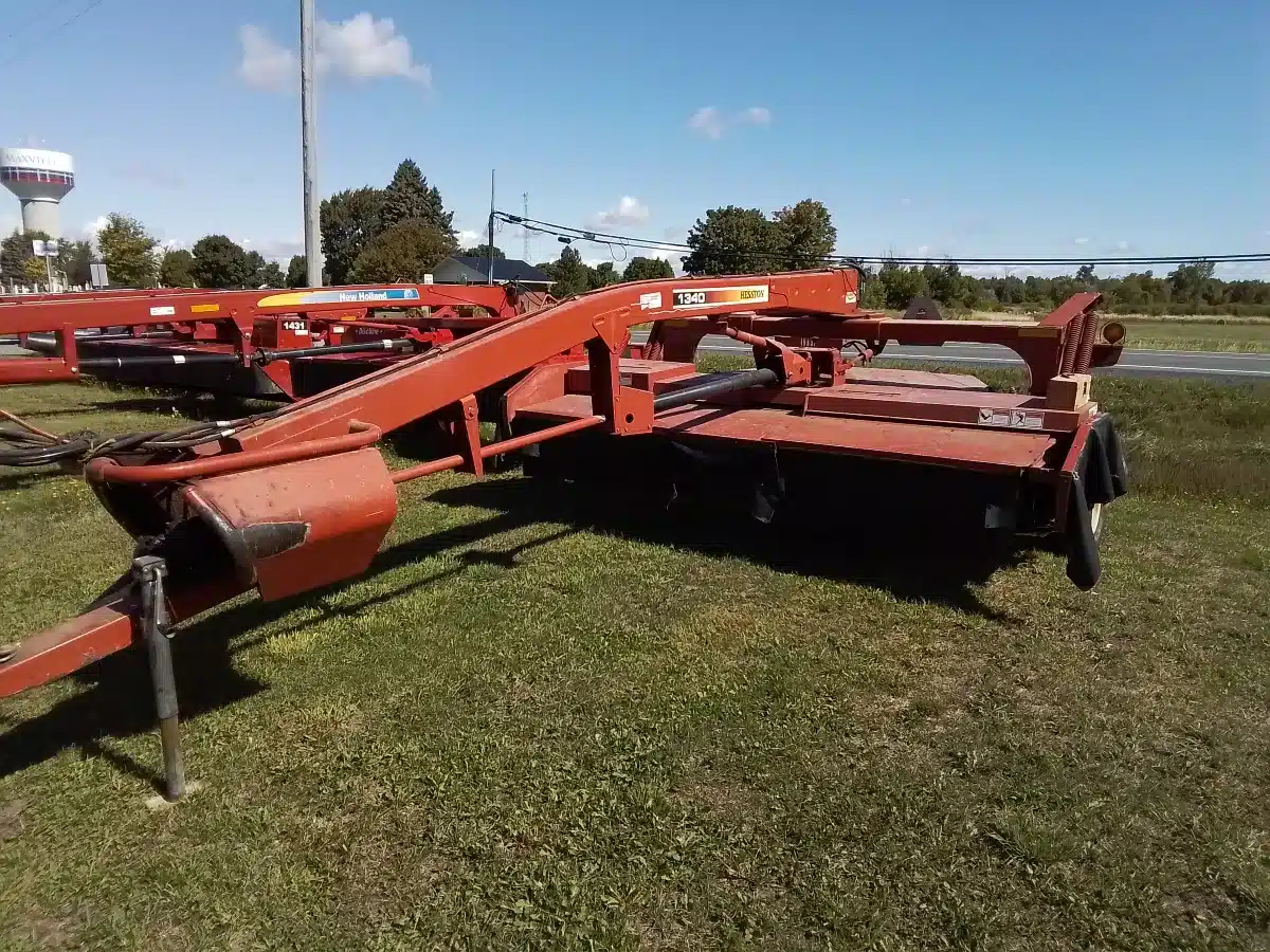 Gallery image 1 for Used 2000 Hesston 1340 Disc Mower Conditioner