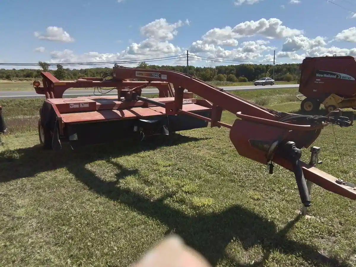Gallery image 2 for Used 2000 Hesston 1340 Disc Mower Conditioner