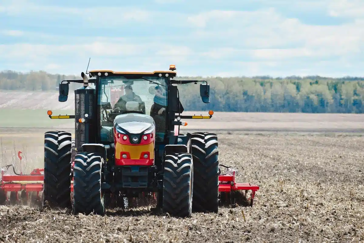 Gallery image 2 for 2020 Versatile NEMESIS 210 Tractor