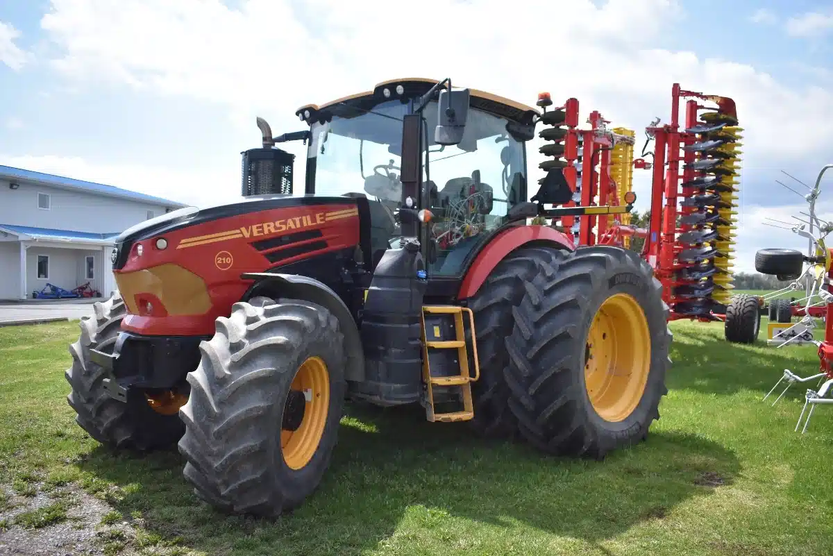 Gallery image 1 for 2020 Versatile NEMESIS 210 Tractor