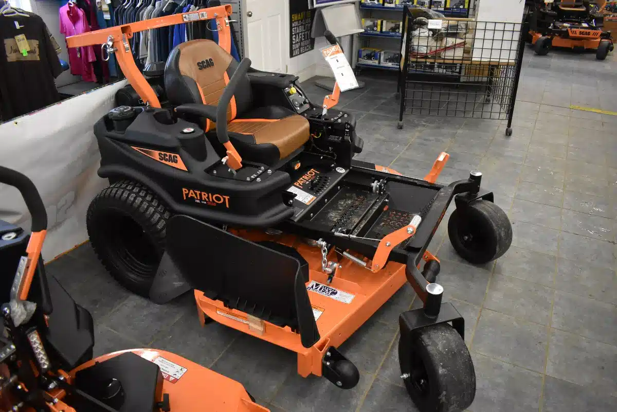 Gallery image 1 for 2026 Scag 8D06 Mower - Zero Turn