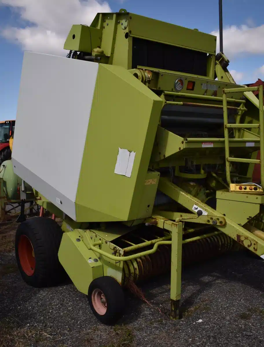 Gallery image 2 for Used 1998 CLAAS VARIANT 180RC Round Baler