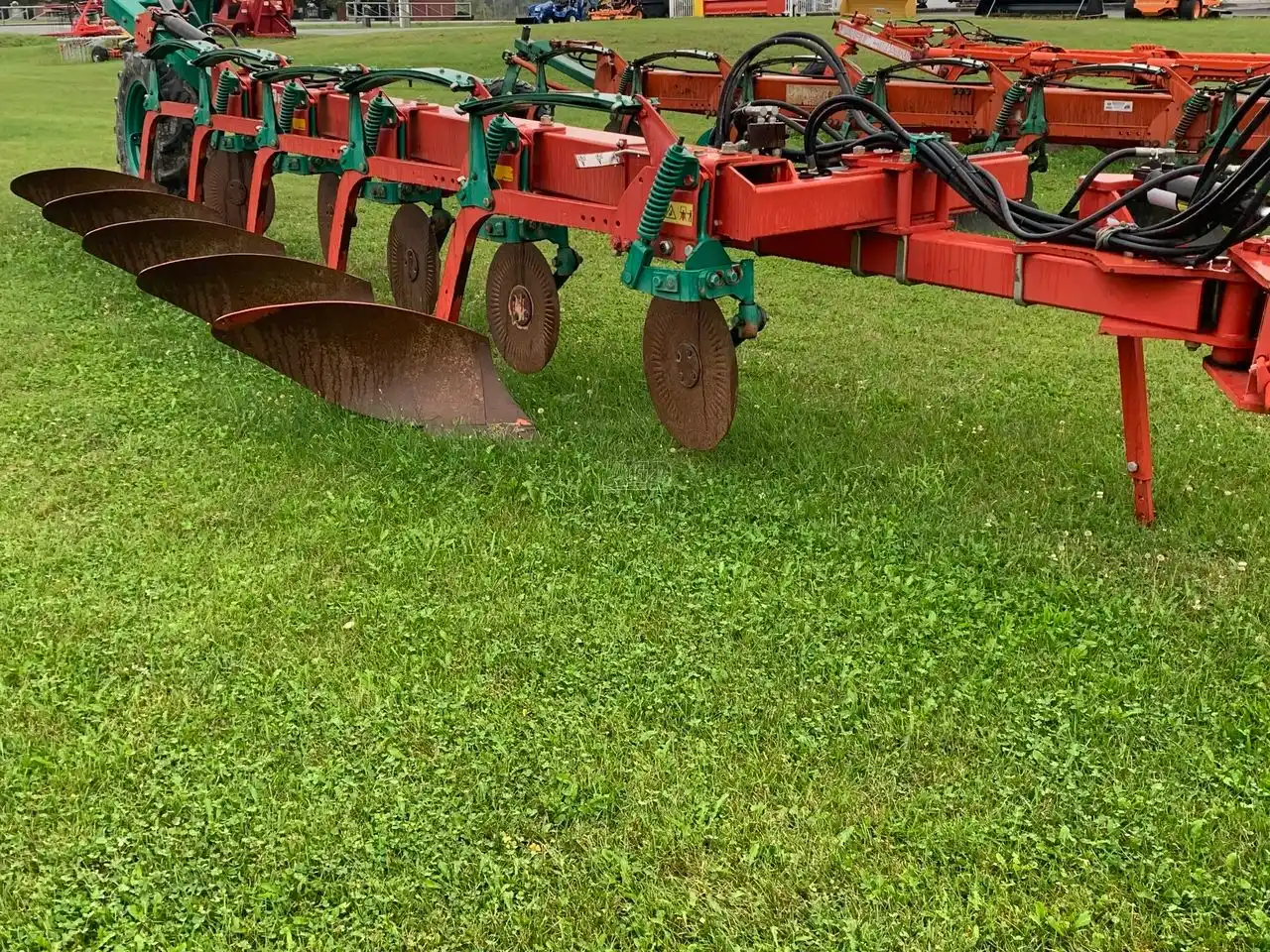 Gallery image 2 for Used 2011 Kverneland BE115 Plow