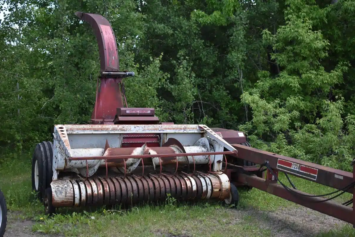 Gallery image 1 for 1990 Dion 1224 Forage Harvester
