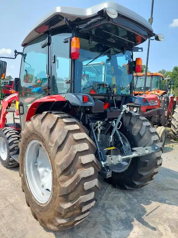 Gallery image 2 for New 2024 Massey Ferguson 1840 M Tractor