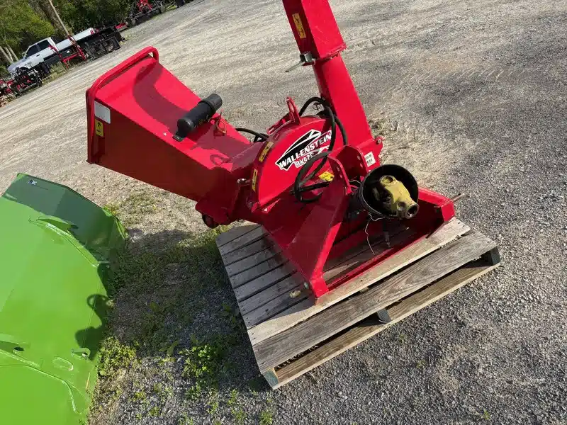 Gallery image 1 for Used 2013 Wallenstein BX42R Wood Chipper