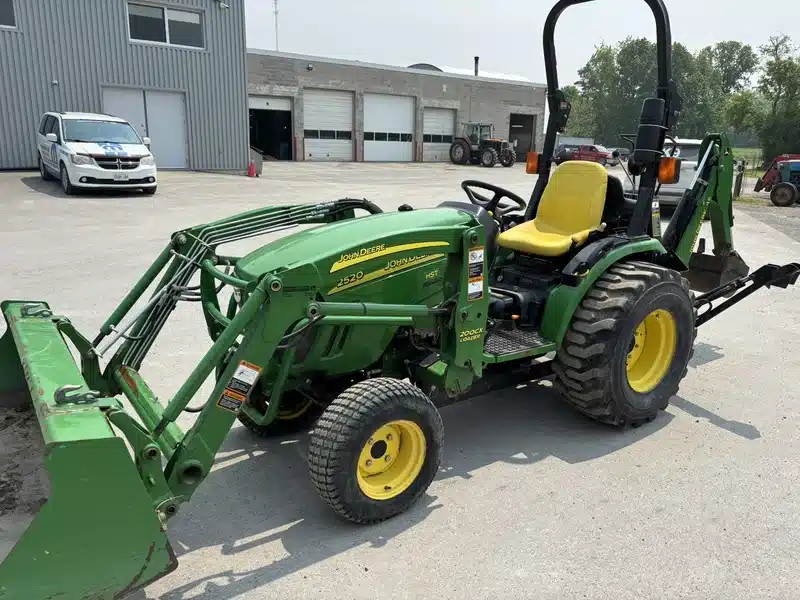 Gallery image 2 for Used 2008 John Deere 2520 Tractor