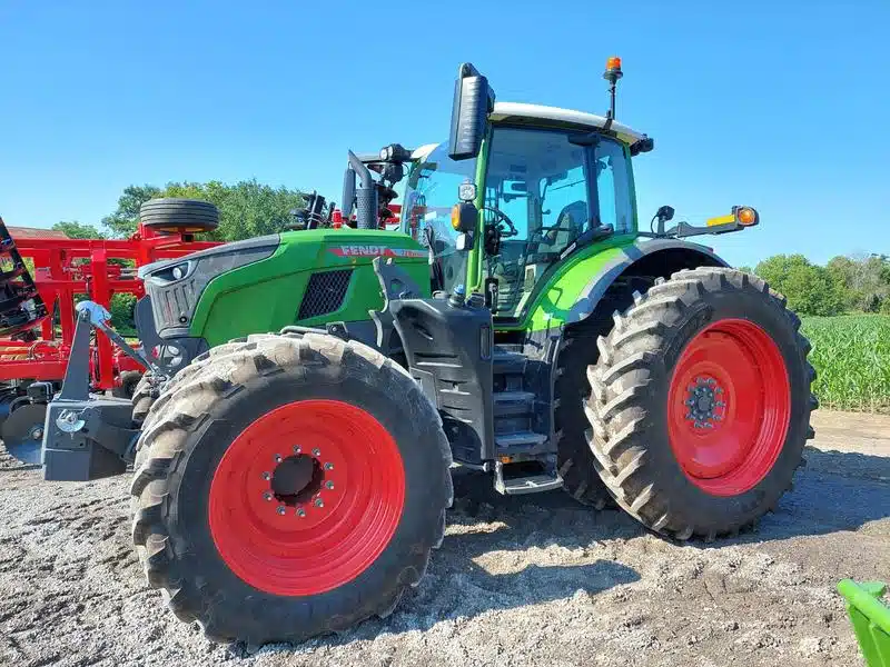 Gallery image 1 for New 2024 Fendt GEN 7 VARIO Tractor