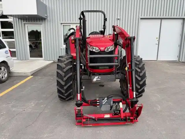 Gallery image 2 for Used 2016 Massey Ferguson 4710 Tractor