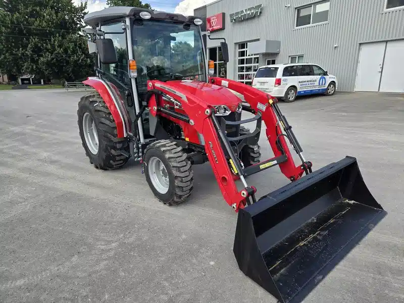 Photo de la Galerie 1 pour 2026 Massey Ferguson 1M.40 Tracteur