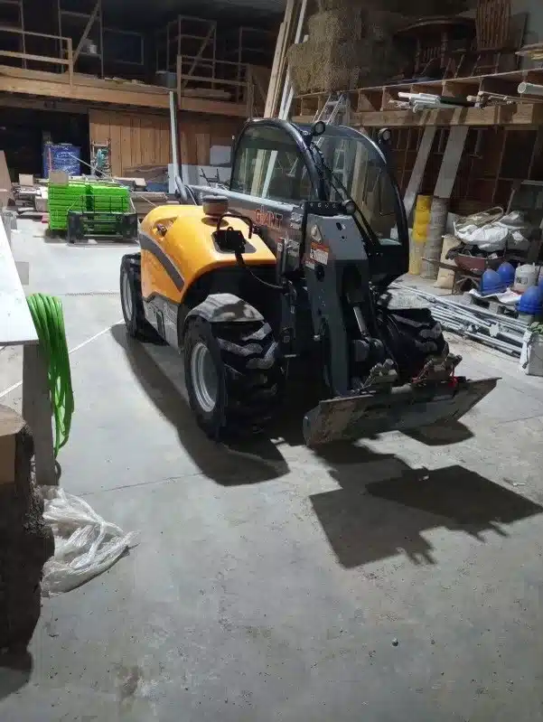 Gallery image 2 for Used 2021 Giant GT5048 TeleHandler