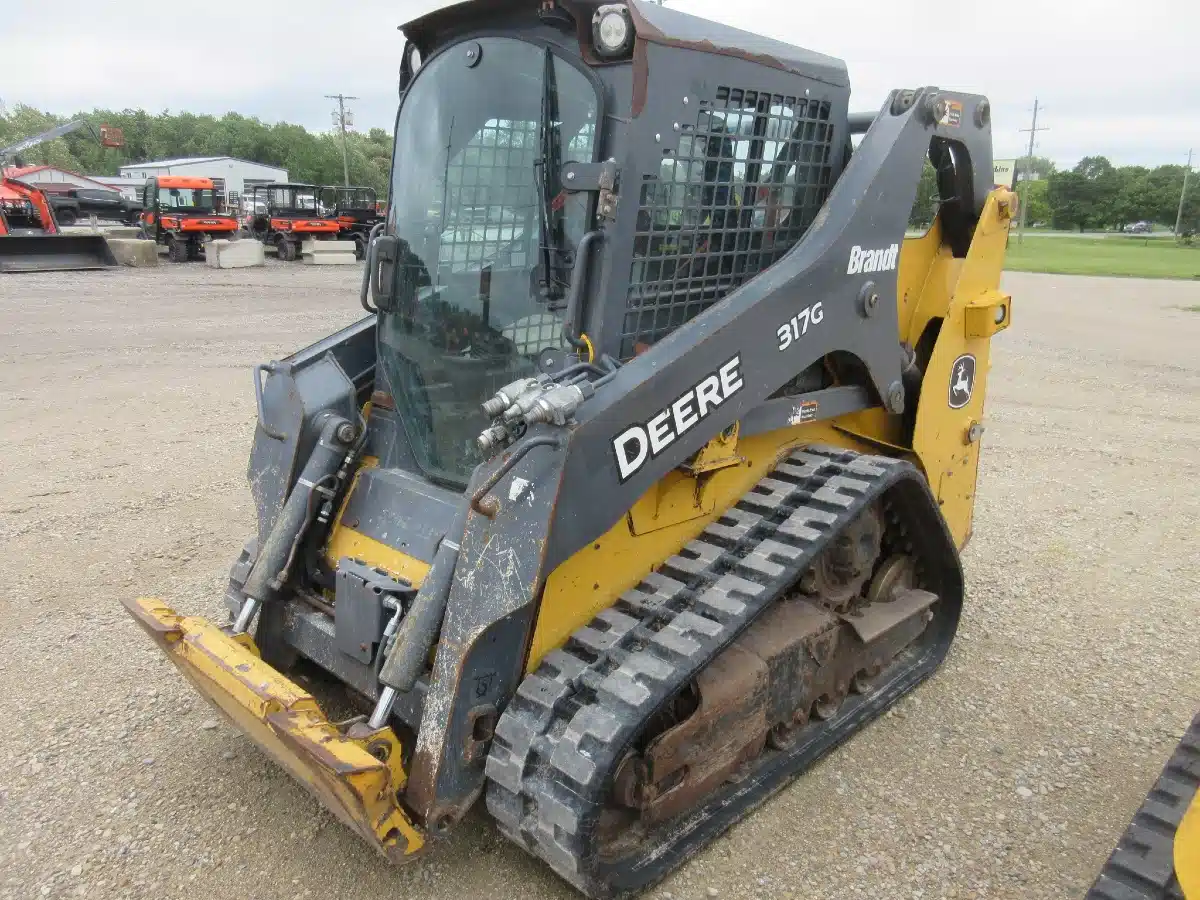Gallery image 2 for Used John Deere 317G Track Loader