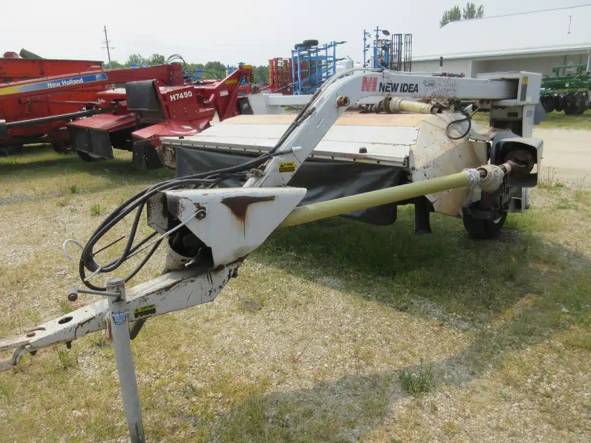 Gallery image 1 for Used New Idea 5209 Disc Mower Conditioner