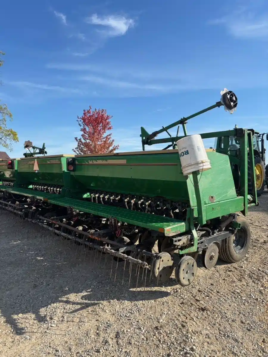 Gallery image 2 for Used Great Plains 3S3000 Drill