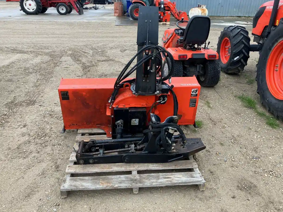 Gallery image 2 for Used Kubota B2650HSDC Tractor