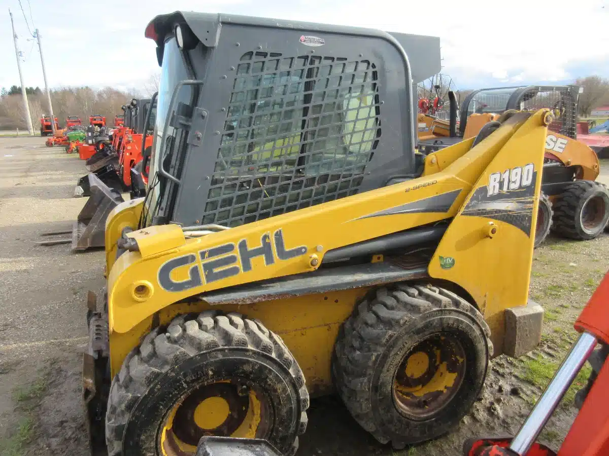 Gallery image 2 for Used Gehl R190 Skid Steer