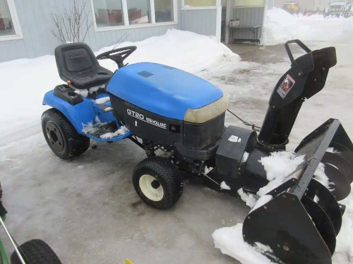 New Holland GT20 Lawn Tractor