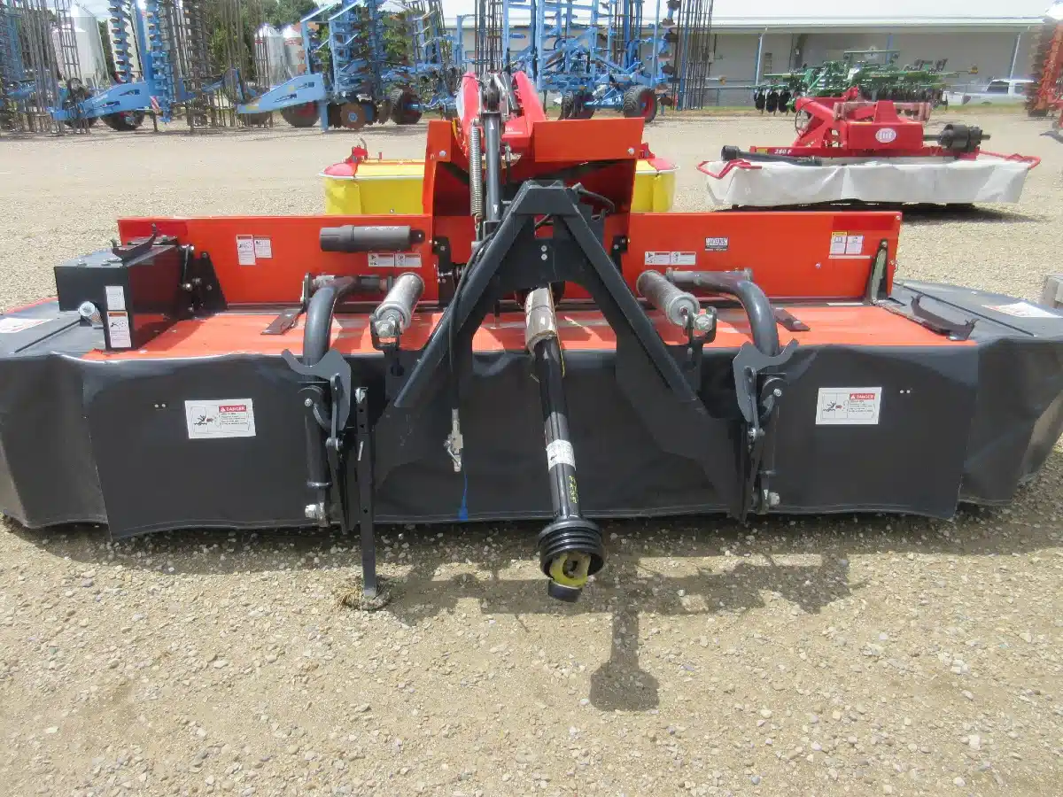 Gallery image 2 for Kubota DM4032S Disc Mower