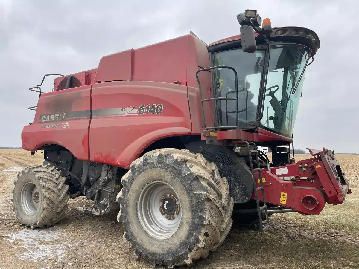 2016 Case IH 6140 Combine