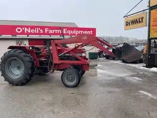 Gallery image 1 for International 595 Tractor