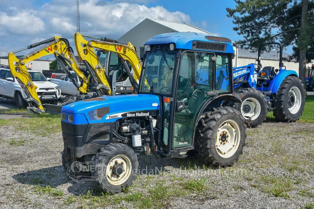 Gallery image 2 for Used 2008 New Holland TN95VA Tractor