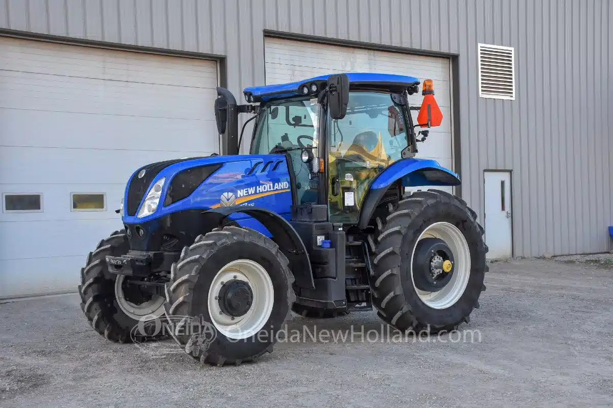 Gallery image 2 for 2024 New Holland T7.210 Tractor