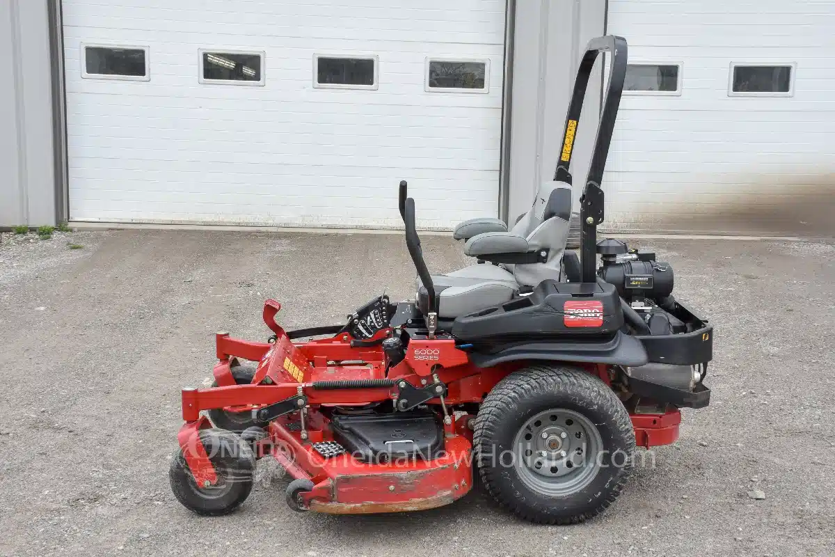 Photo de la Galerie 1 pour 2024 Toro Z MASTER 6000 Tondeuse à rayon de braquage zéro