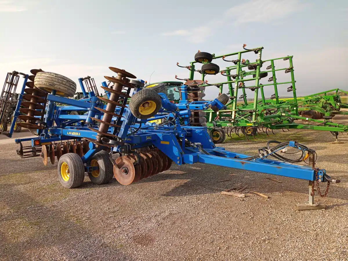 Gallery image 2 for 2013 Landoll 7431-20 VT Plus Vertical Tillage
