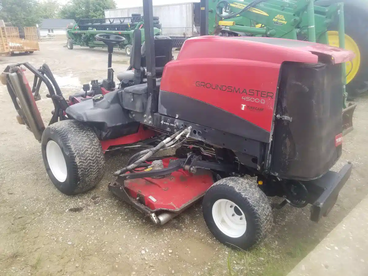 Gallery image 2 for Used 2011 Toro GM4500 Mower - Finishing
