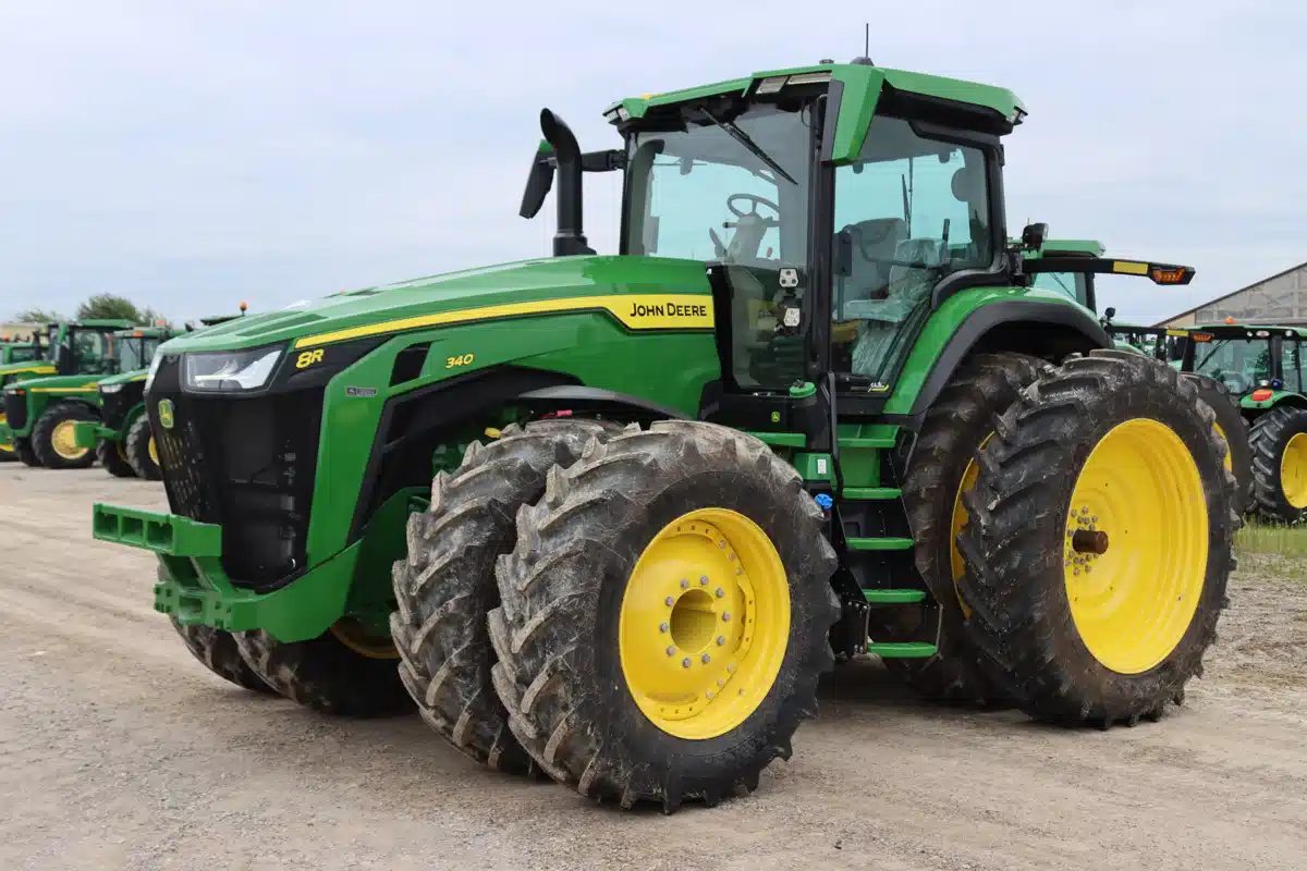 Gallery image 2 for Used 2023 John Deere 8R 340 Tractor