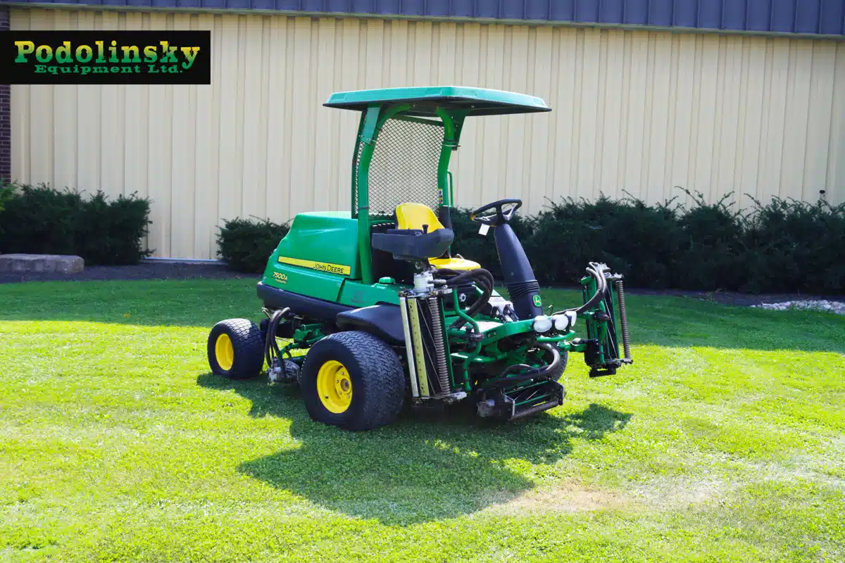 Gallery image 1 for Used John Deere 7500A Mower - Reel