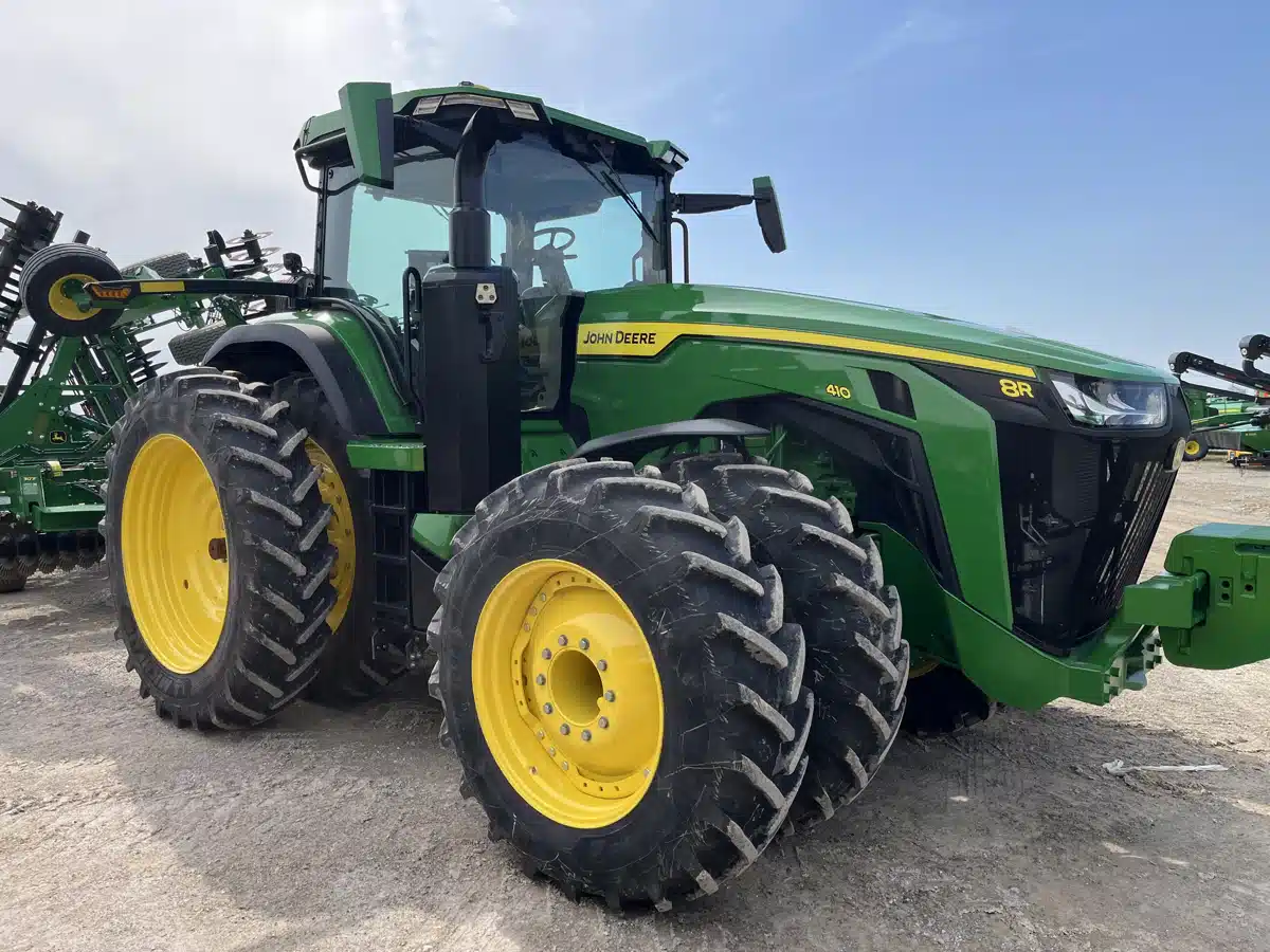 Gallery image 2 for Used 2024 John Deere 8R 410 Tractor