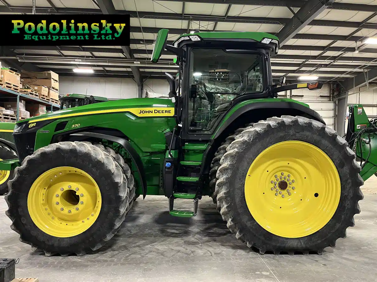 Gallery image 1 for Used 2022 John Deere 8R 370 Tractor