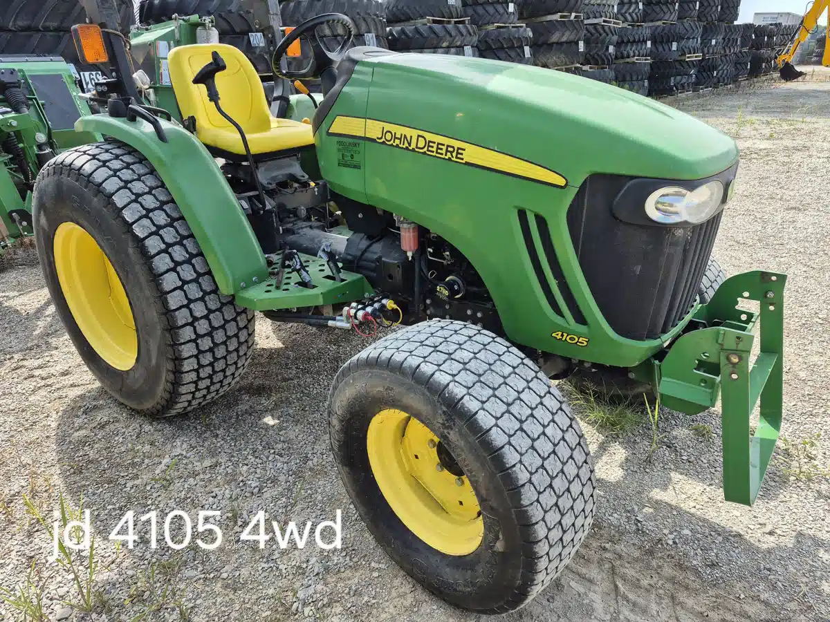 Gallery image 2 for Used John Deere 4105 Tractor